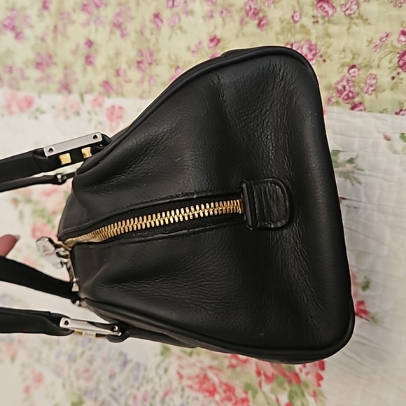 MCM Refurbished Matte Black Leather Boston Bag - Picture 6 of 11